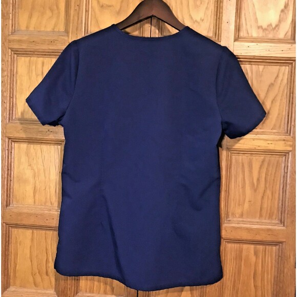 Figs Casma Three-Pocket Scrub Top Women's S Navy Blue Poly/Rayon/Spandex V-Neck - Picture 9 of 10